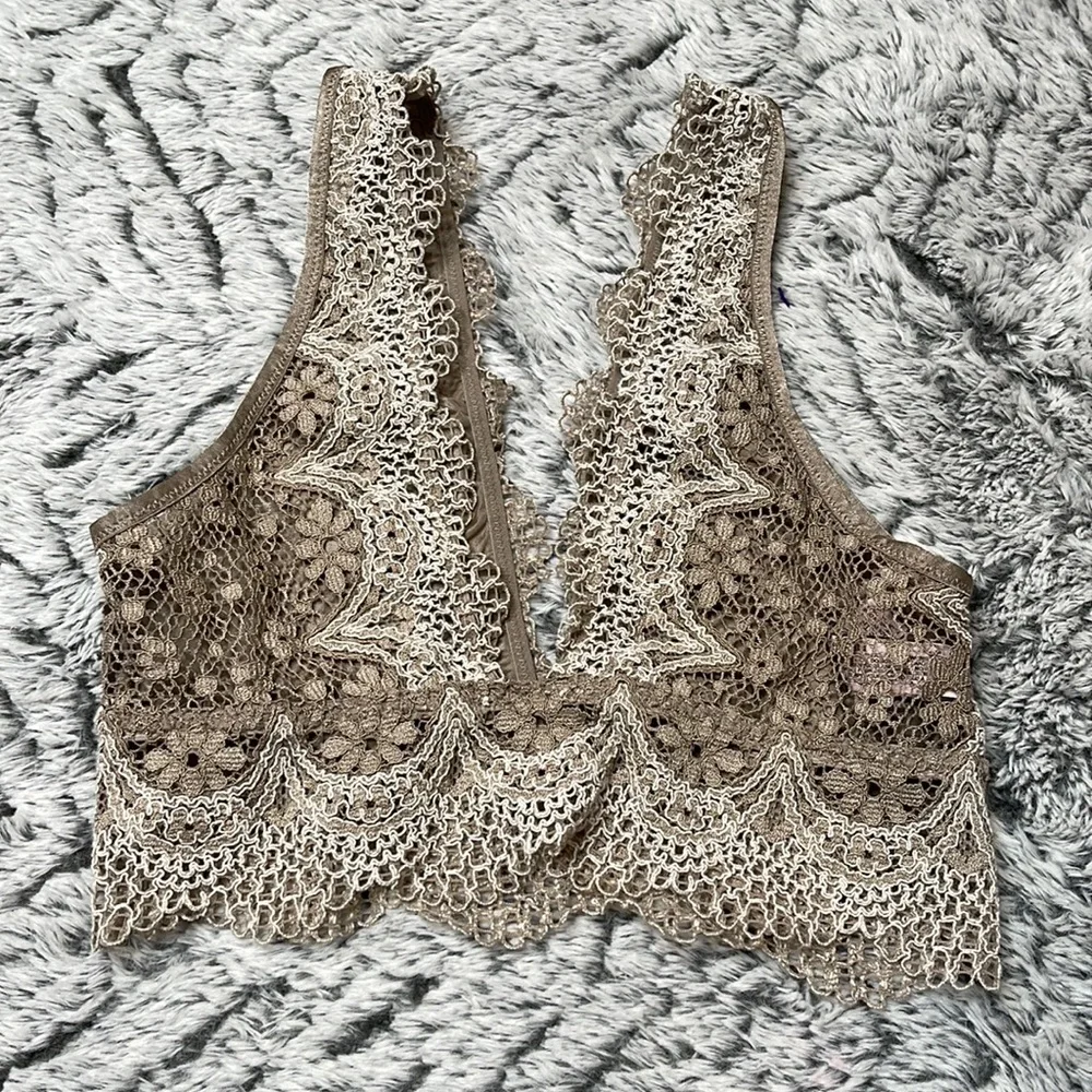 Victoria’s Secret Lace Bralette XS - Picture 4 of 6